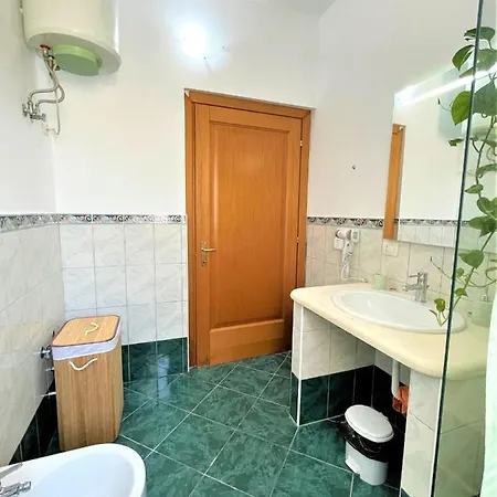 Διαμέρισμα Pothos' House *