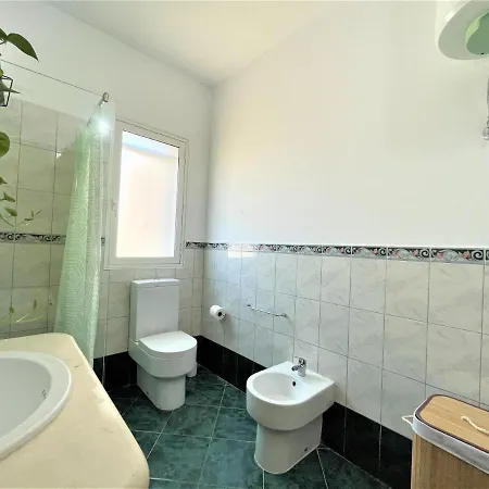 Pothos' House