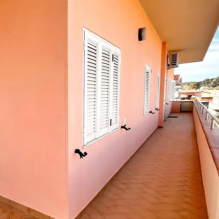 Pothos' House * Влёра